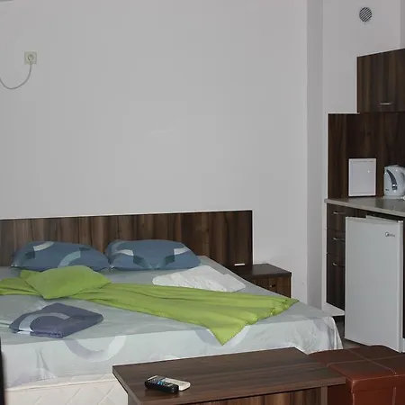 Appart hôtel Sunny House Family Complex 3*