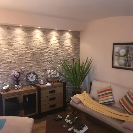 Appart hôtel Sunny House Family Complex 3*