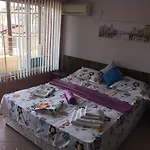Aparthotel Sunny House Family Complex