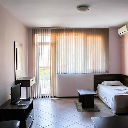 Sunny House Family Complex Aparthotel Nesebar