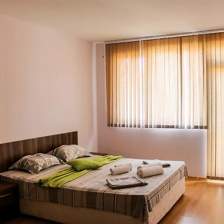 Sunny House Family Complex Nesebar