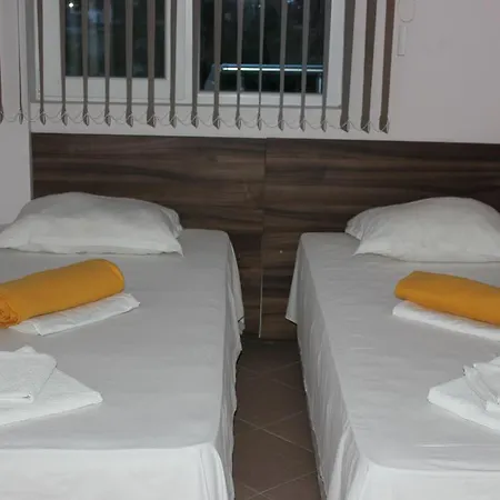 Sunny House Family Complex 3*