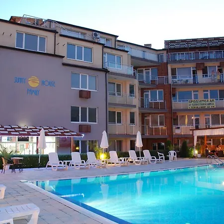 Sunny House Family Complex 3*