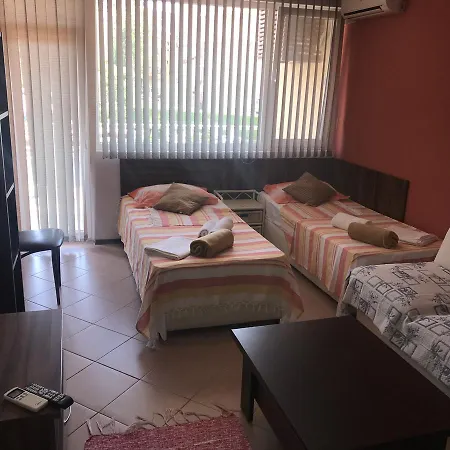 Apartmanhotel Sunny House Family Complex 3*