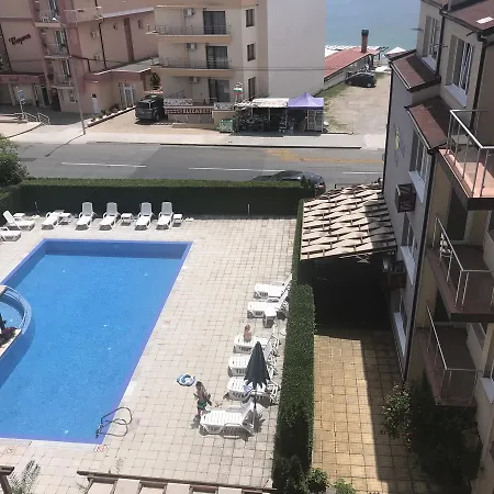 Sunny House Family Complex Neszebar